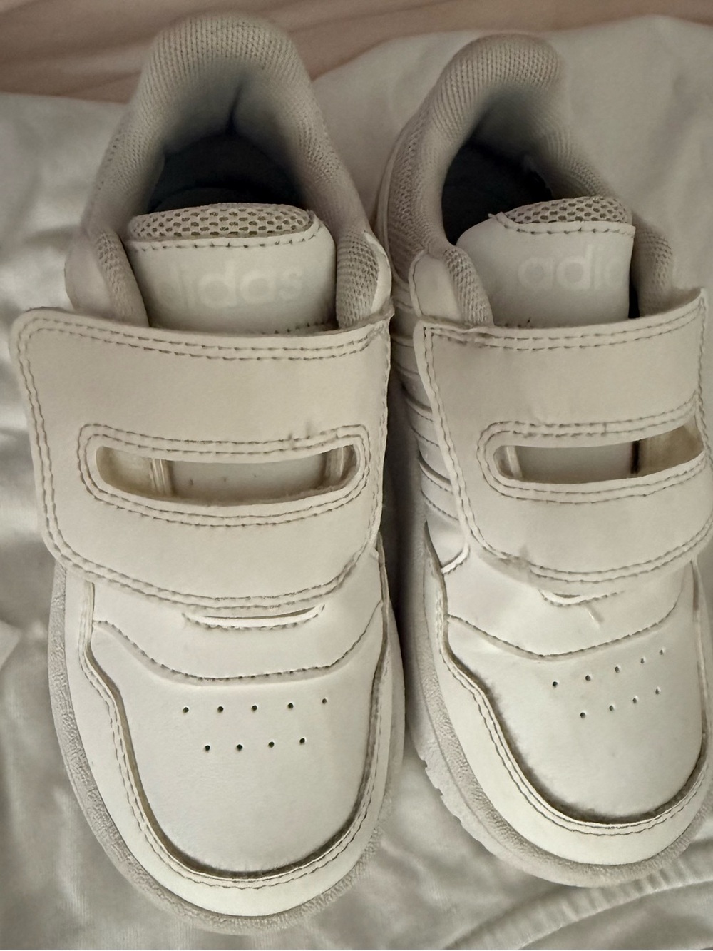 8K Adidas kids basketball-inspired velcro shoe